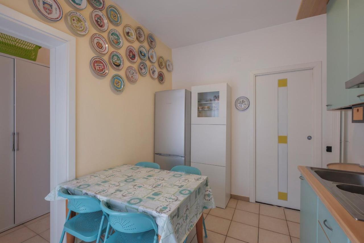 Aura Home Sirmione - 2 Bedrooms Apartment Exterior foto